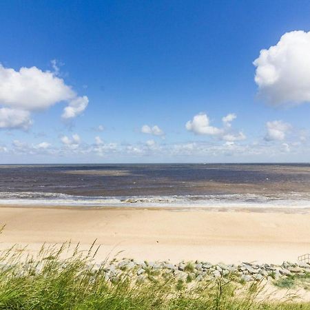 Superb Caravan With Decking Nearby Scratby Beach In Norfolk Ref 50030H 大雅茅斯 外观 照片
